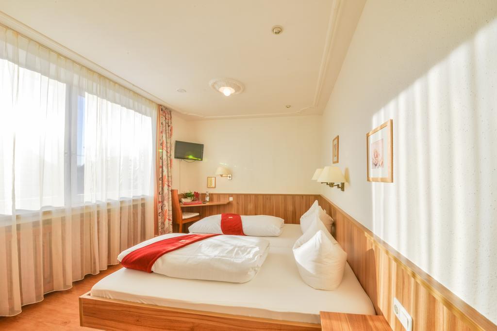 Hotel Drei Loewen Dachau Værelse billede